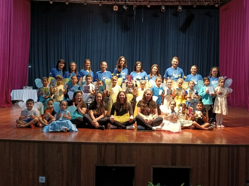 Primeira Infância - Educação de Nova Laranjeiras em destaque no Seminário de Práticas da Educação